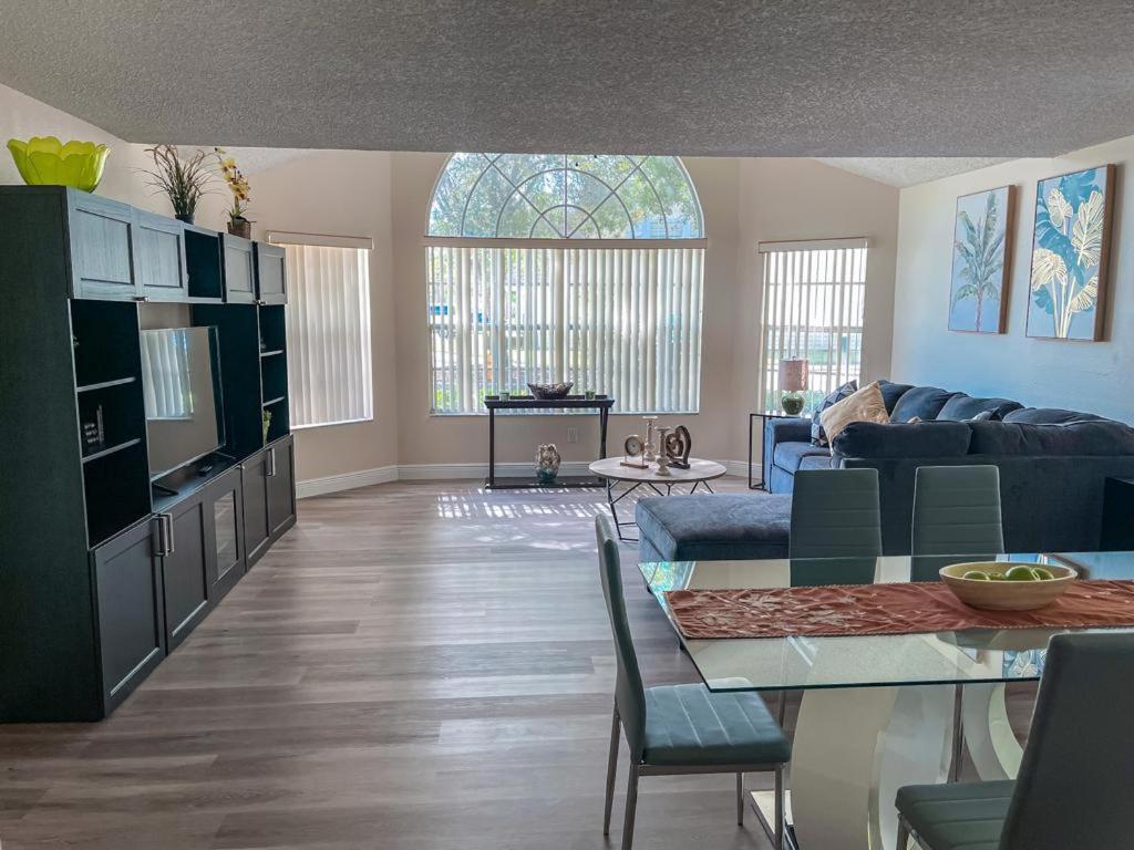 Luxury Condo 3Br Apartment Near Disney World Kissimmee Exteriör bild